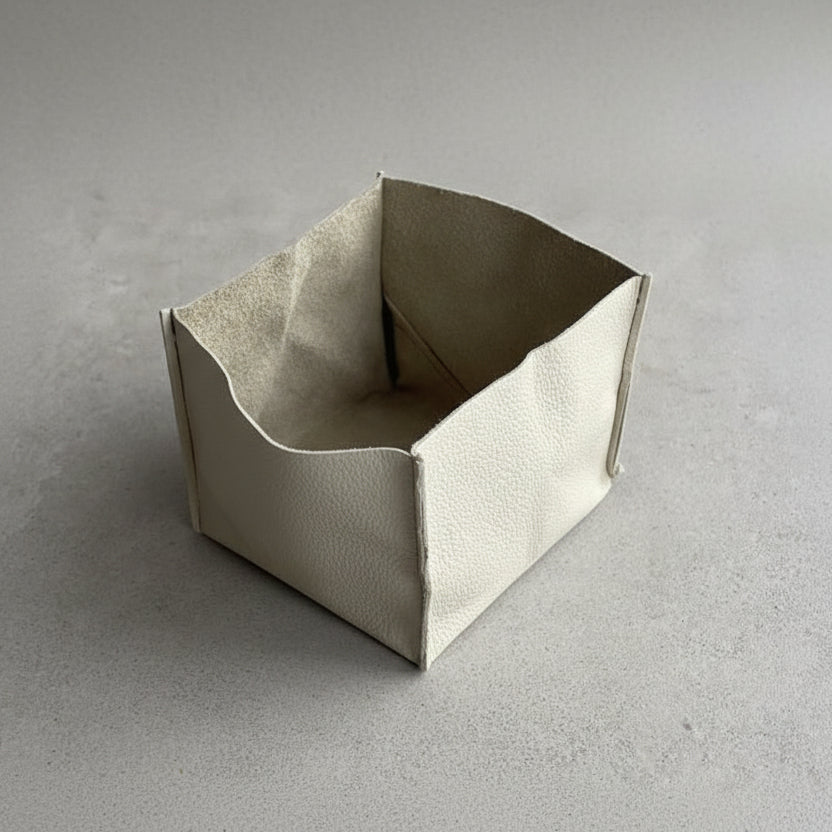 Nahast korv, loodusvalge 13x13x12